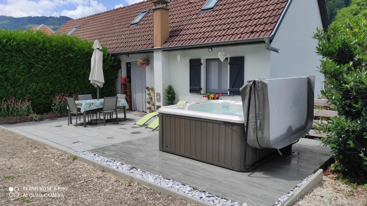The Primeveres Home - Spa سانت-ماري-أو-مين المظهر الخارجي الصورة